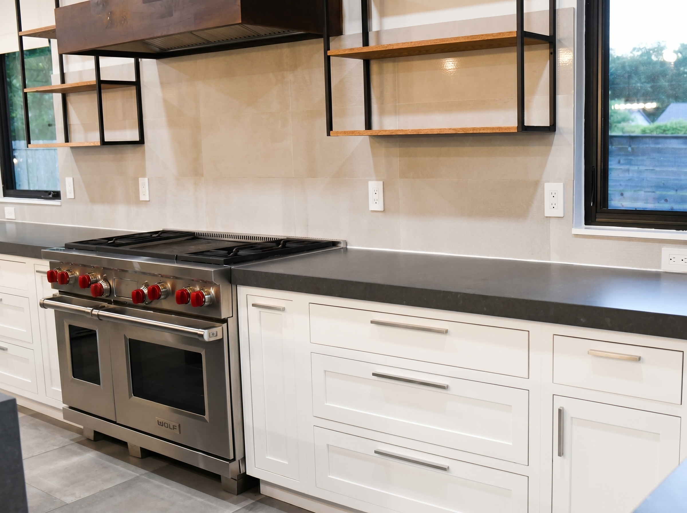 Wolf 48-inch range with dual ovens