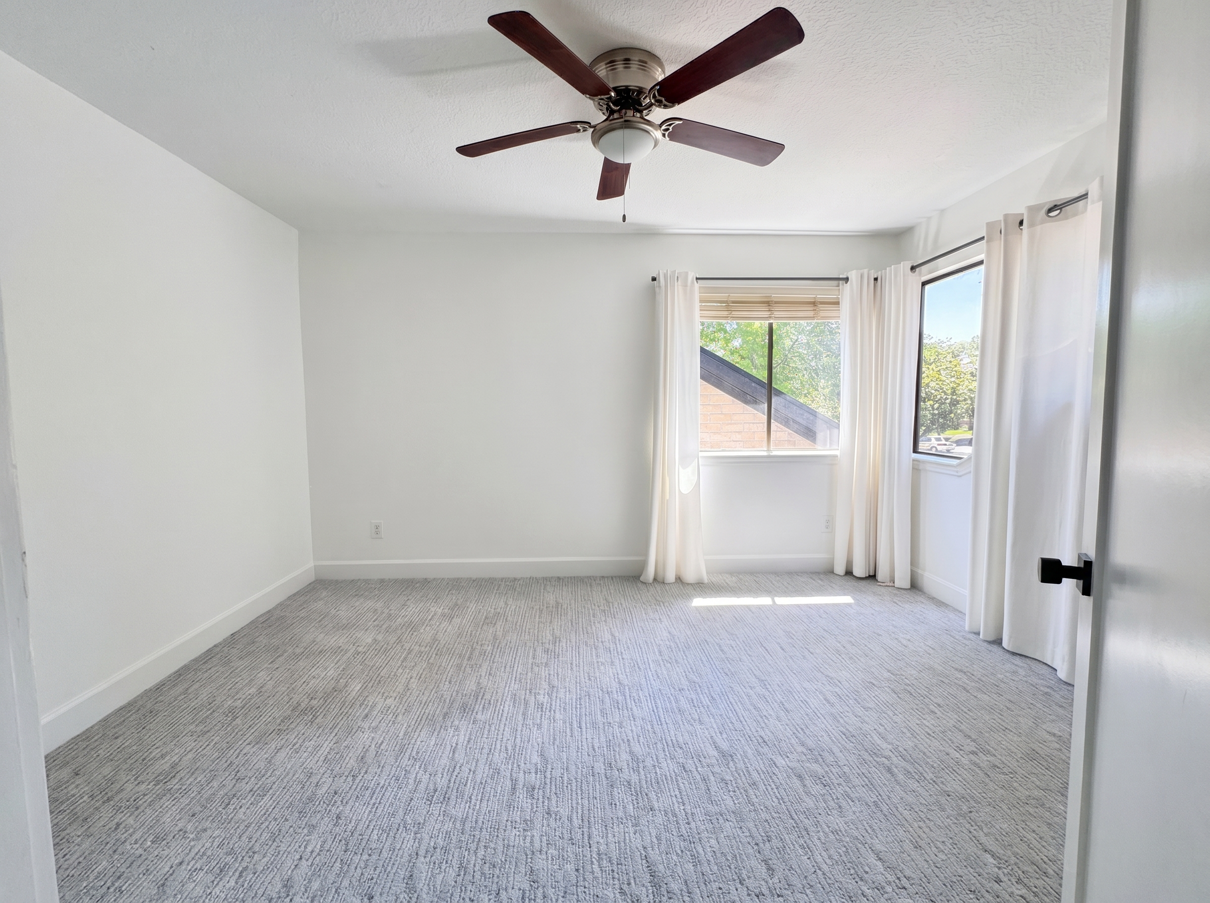 Another upstairs bedroom